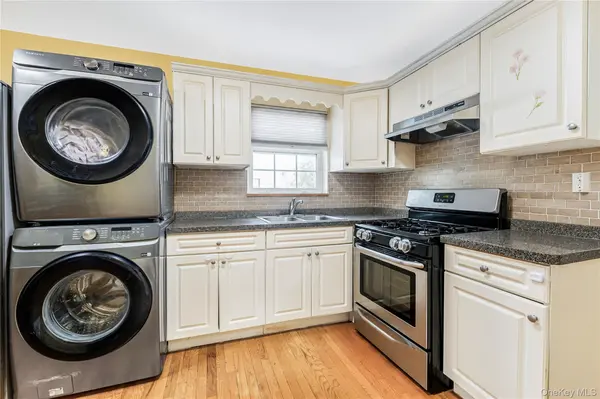 2573 Pelham Bay PARK, Bronx, NY 10475