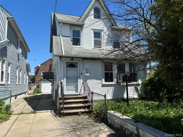 11343 202ND ST, Saint Albans, NY 11412
