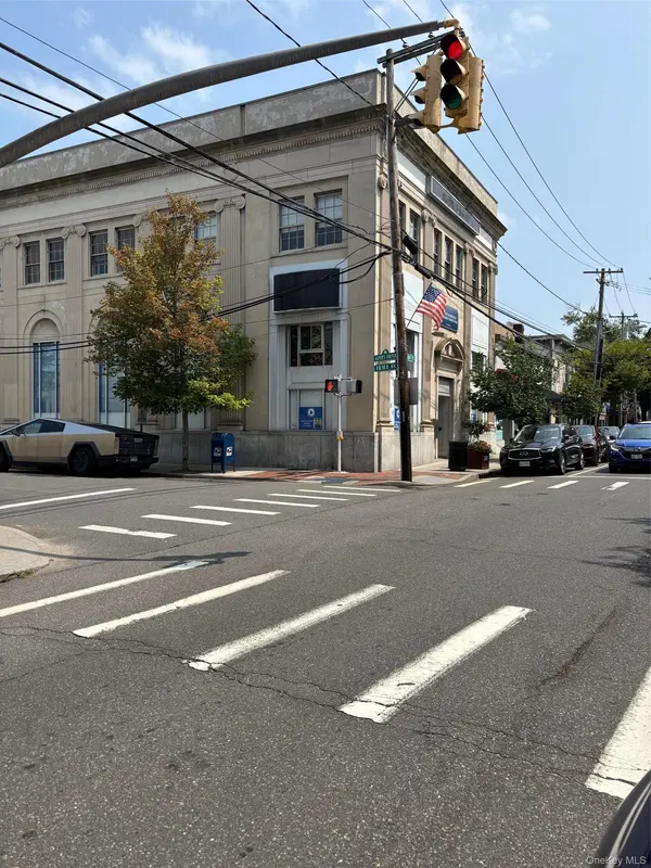 79 Main ST #303, Port Washington, NY 11050