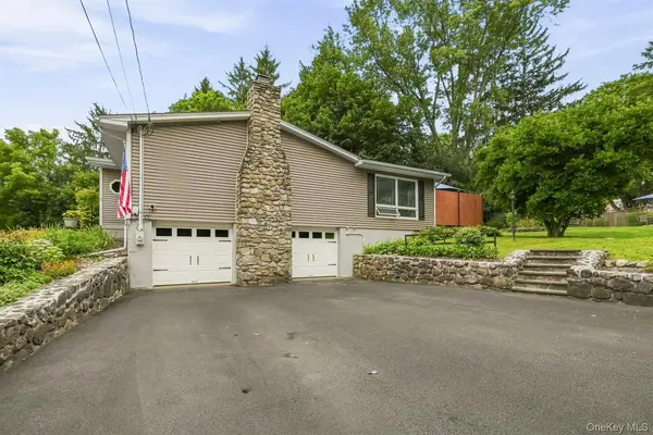 4 Rena Marie CIR, Washingtonville, NY 10992