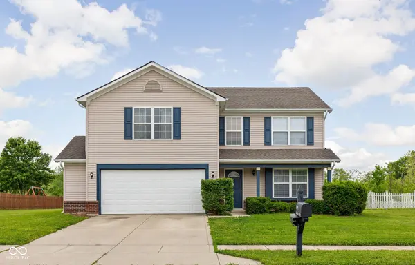 2409 Liatris DR, Plainfield, IN 46168