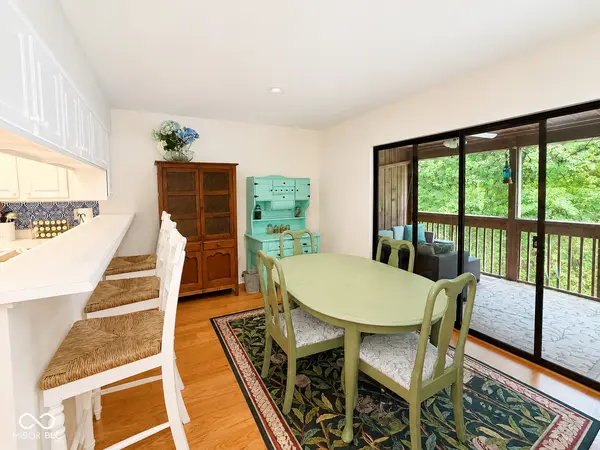 9525 S Pointe Lasalles DR S, Bloomington, IN 47401