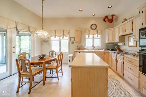7260 River Glen, Fishers, IN 46038