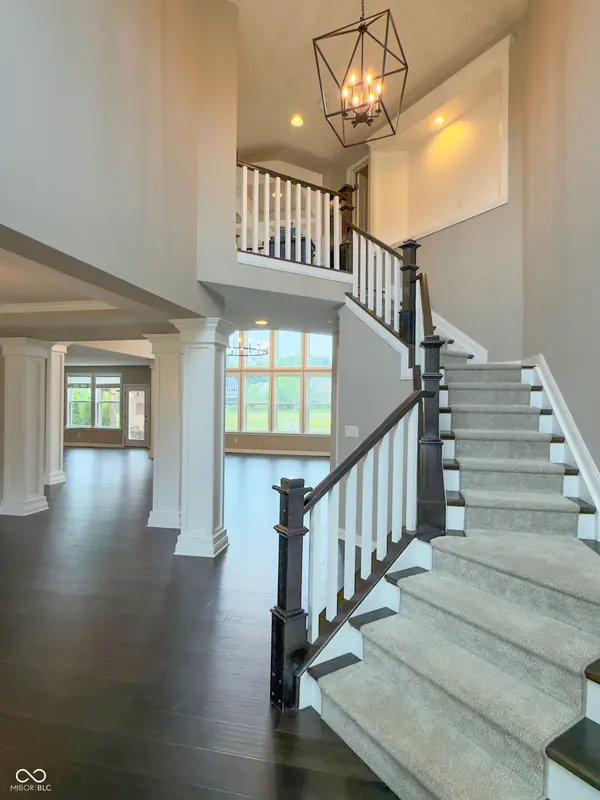 2480 Still Creek DR, Zionsville, IN 46077