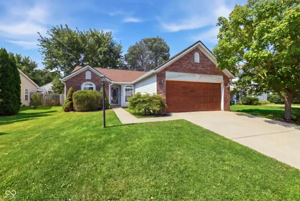 17714 Windwood CIR, Westfield, IN 46074