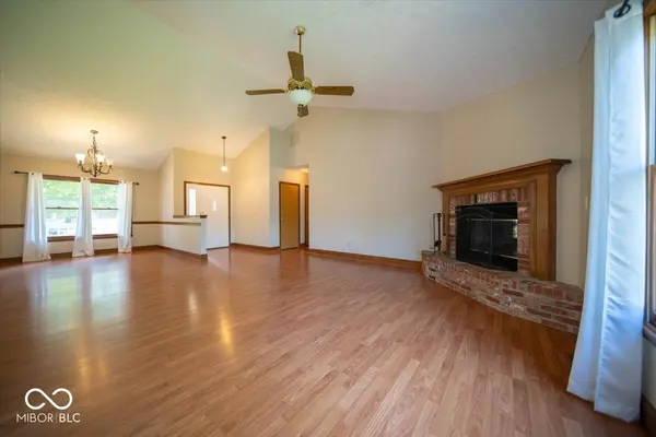 13784 Laredo DR, Carmel, IN 46032