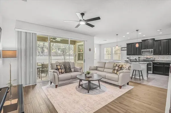 7536 AGUILA DR, Sarasota, FL 34240