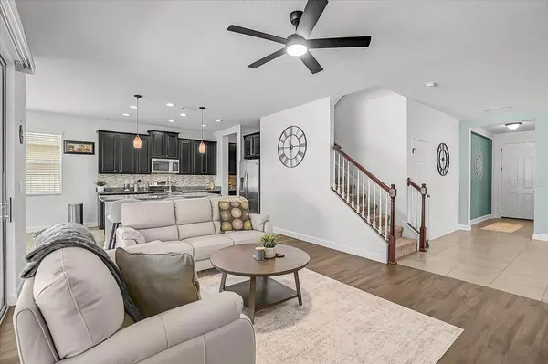 7536 AGUILA DR, Sarasota, FL 34240