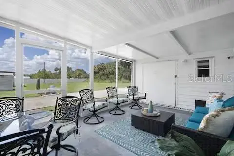305 LINDEN DR, Ellenton, FL 34222