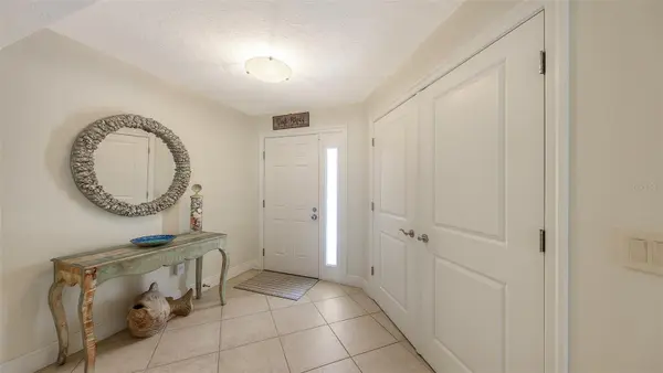 5880 MIDNIGHT PASS RD #307, Sarasota, FL 34242