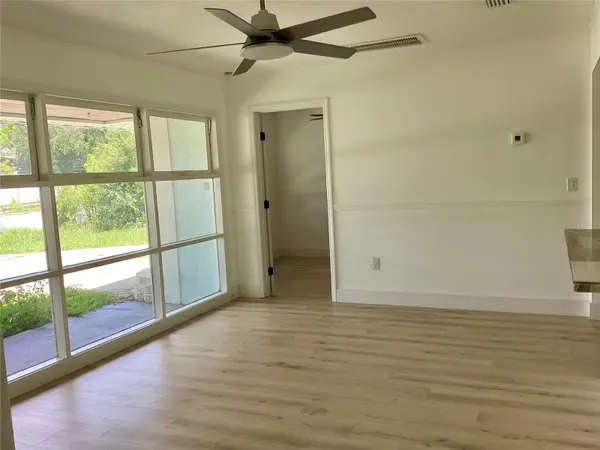 2370 BAHIA VISTA ST, Sarasota, FL 34239