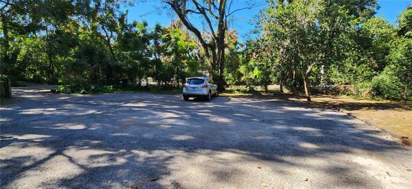 410 W HOWRY AVE #D, Deland, FL 32720 photo 7
