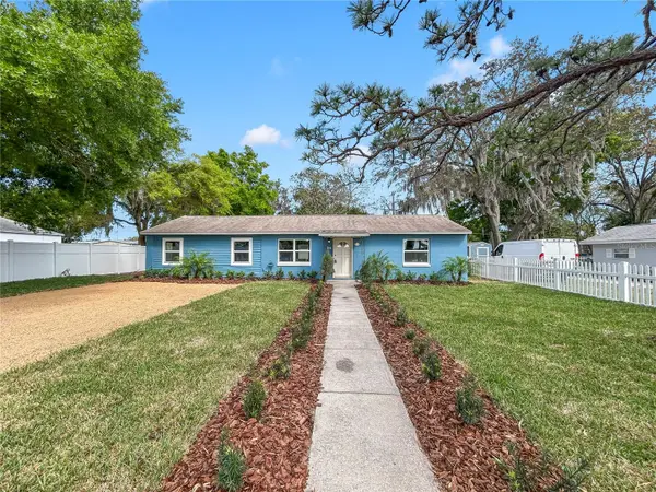 25 E CHARLOTTE AVE, Eustis, FL 32726