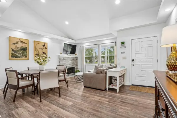 1211 MORNINGSIDE DR, Mount Dora, FL 32757