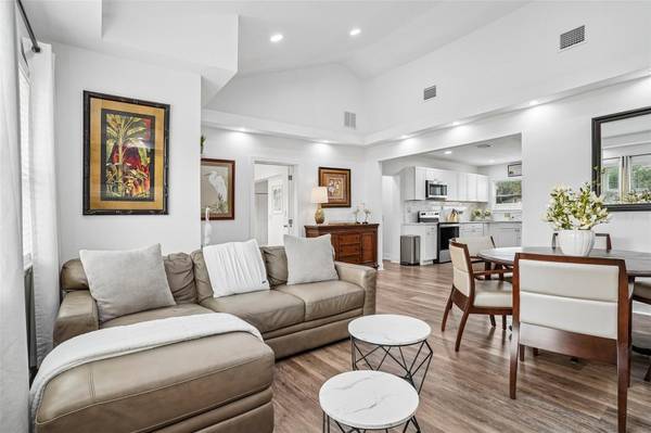 1211 MORNINGSIDE DR, Mount Dora, FL 32757