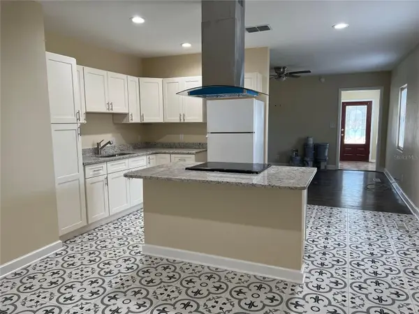 407 AVENUE A SE, Winter Haven, FL 33880