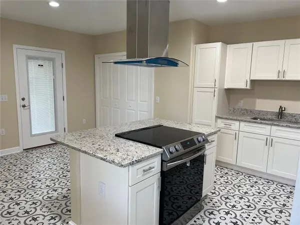 407 AVENUE A SE, Winter Haven, FL 33880