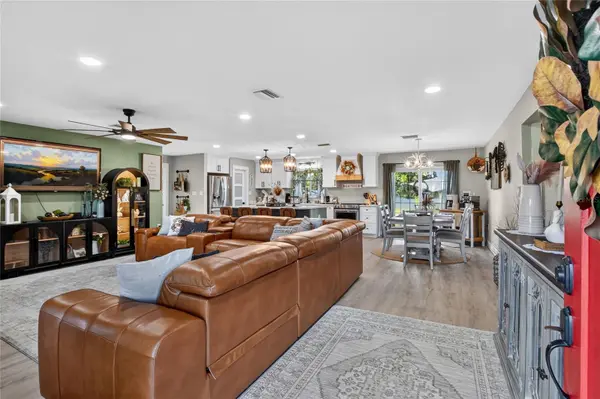 4220 HOWELL LN, Mulberry, FL 33860