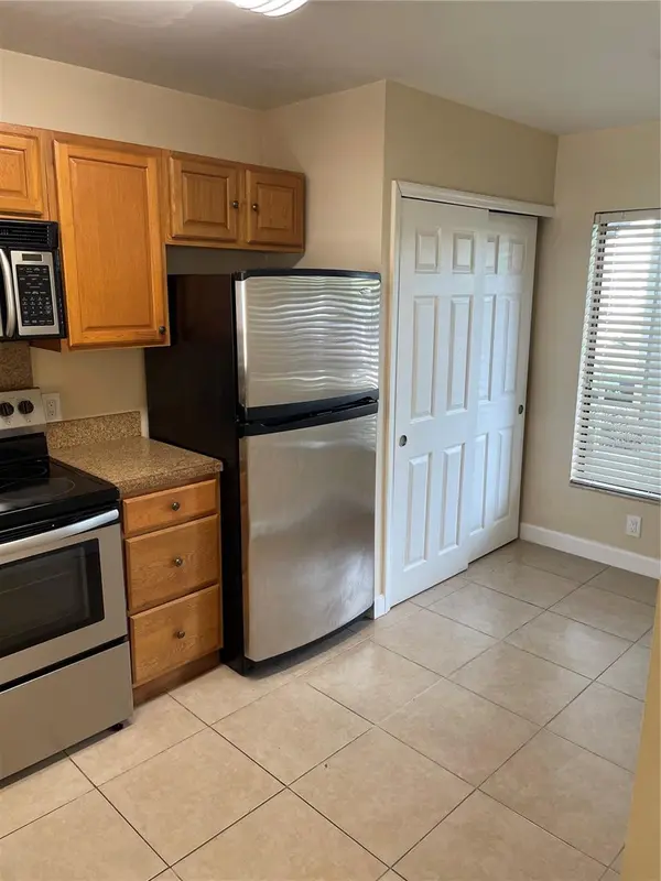 2227 STONINGTON AVE #2227, Orlando, FL 32817