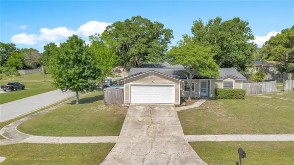 370 N LAKE AVE, Apopka, FL 32703