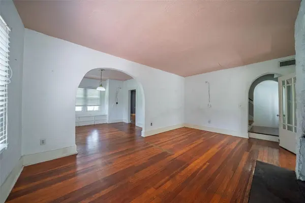 813 GREENWOOD ST, Orlando, FL 32801