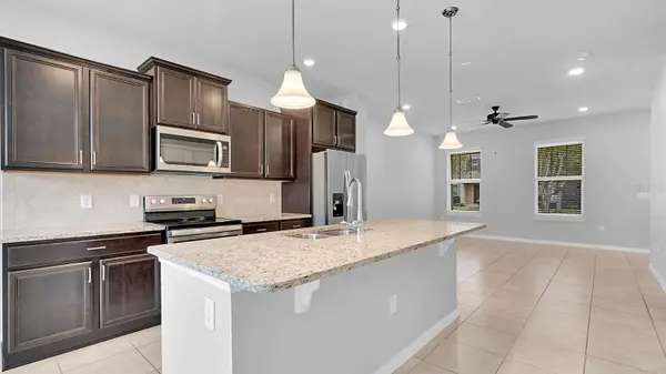 5044 WALKER ST, St Cloud, FL 34771