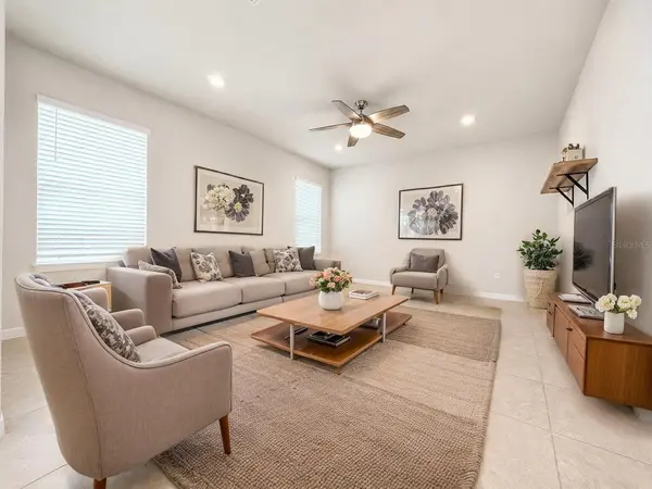 2092 CROSS PRAIRIE Pkwy, Kissimmee, FL 34744