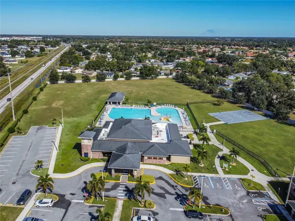 413 MARLBERRY LEAF AVE, Kissimmee, FL 34758
