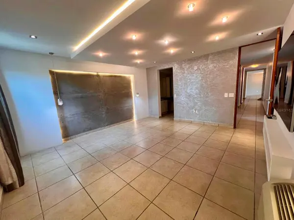675 SERGIO CUEVAS BUSTAMANTE #401, San Juan, PR 00911