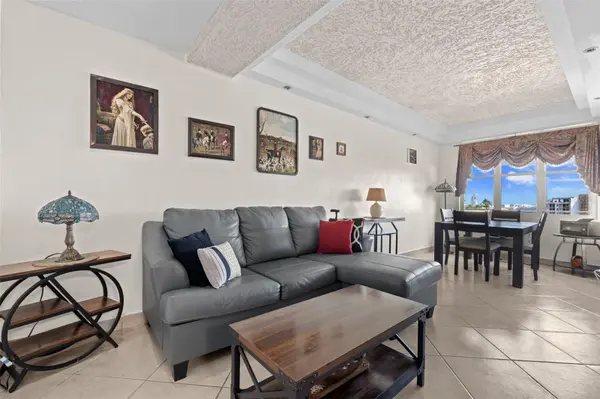 600 FERNANDEZ JUNCOS #5, San Juan, PR 00907