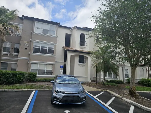 5132 CONROY RD #932, Orlando, FL 32811