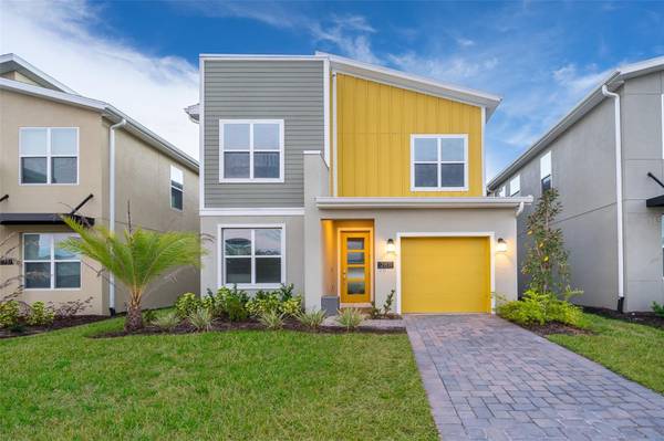 2811 BOOKMARK DR, Kissimmee, FL 34746
