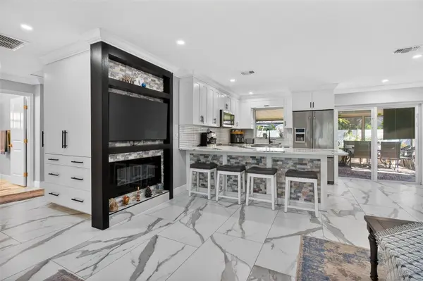 7227 118TH CIR, Largo, FL 33773