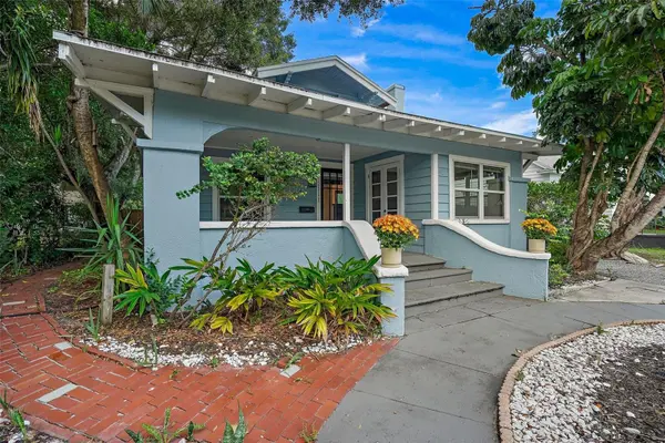 2111 BURLINGTON AVE N, St Petersburg, FL 33713