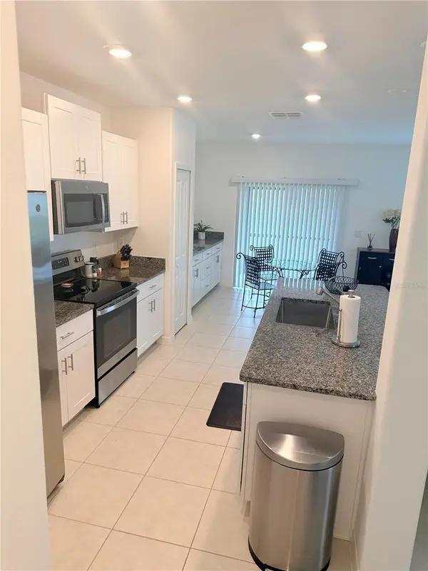 36434 GARDEN WALL WAY, Zephyrhills, FL 33541