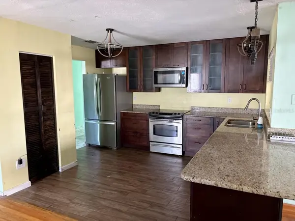 4604 RIDGE PT, Tampa, FL 33624