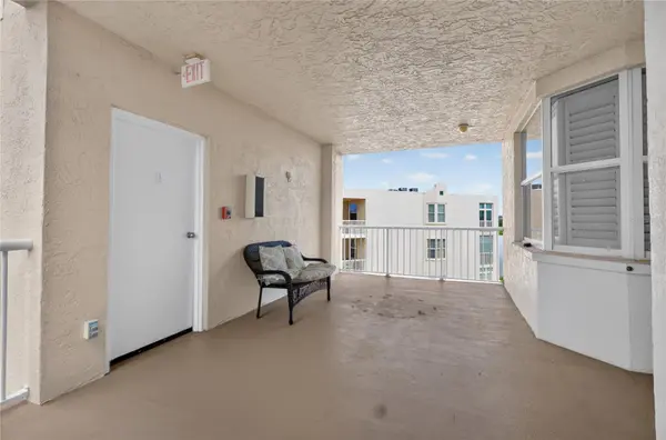 6251 SHORELINE DR #2301, Seminole, FL 33708