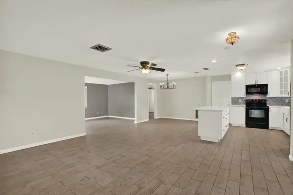 12080 68TH TER, Seminole, FL 33772
