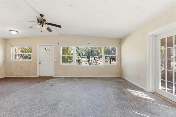 762 VALENCIA AVE, Orange City, FL 32763