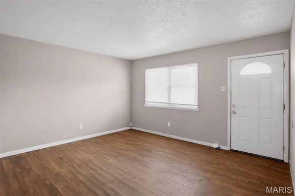 640 Central Pkwy, St Louis, MO 63031