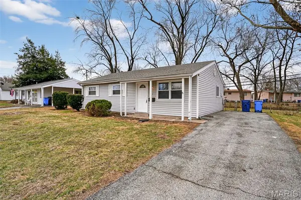 640 Central Pkwy, St Louis, MO 63031