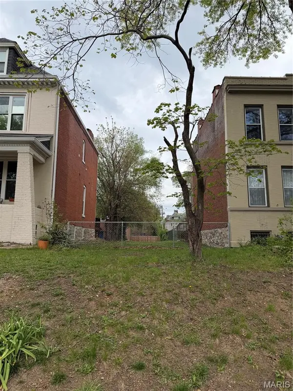 4157 Laclede AVE, St Louis, MO 63108