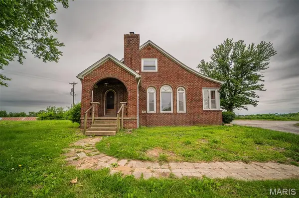 8980 Highway 100, New Haven, MO 63068