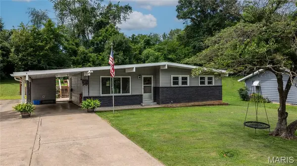1131 Corinne ST, Jackson, MO 63755