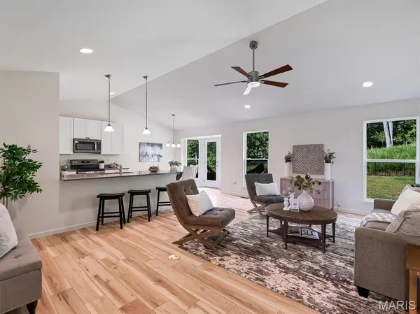 5376 Shawnee View CT, Eureka, MO 63025
