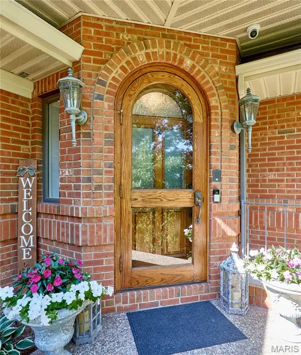 3 Forest Hills DR, Washington, MO 63090