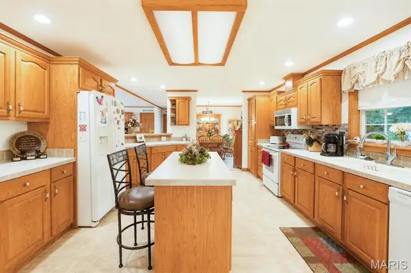 1711 Methodist ST, Carlyle, IL 62231