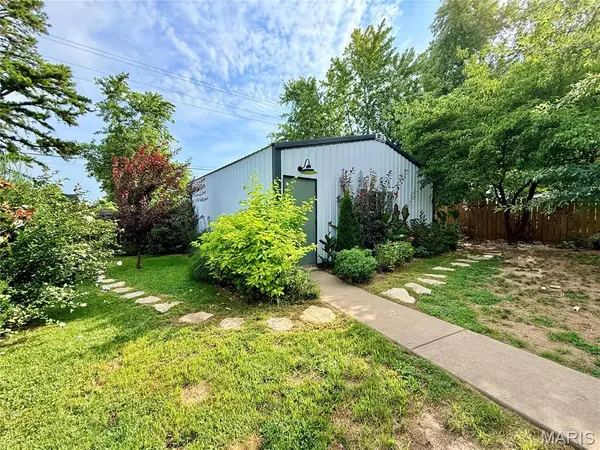 1128 W North ST, Perryville, MO 63775