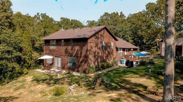 7018 Wedgewood DR, Cedar Hill, MO 63016