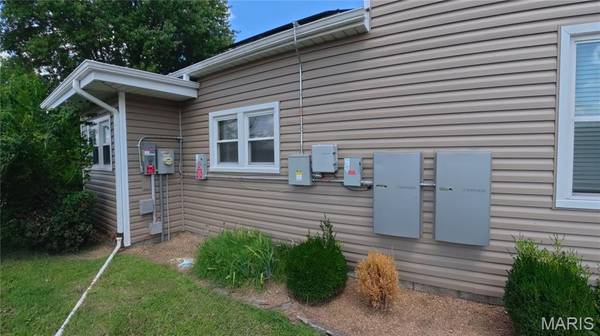 200 Hazel ST, Troy, IL 62294
